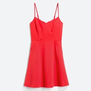 Market and Spruce Crissie scallop detail dress with pockets and cut out in back.